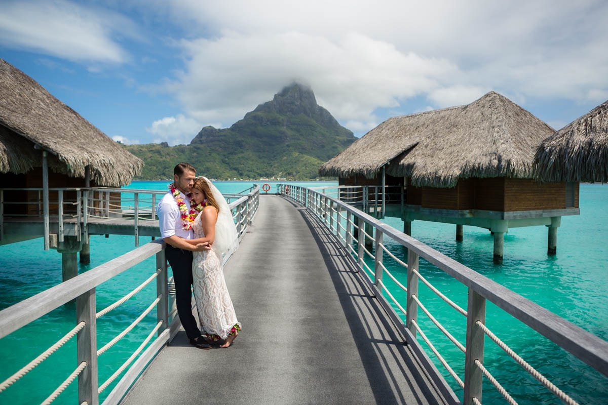 bora bora wedding photographer damien gobron