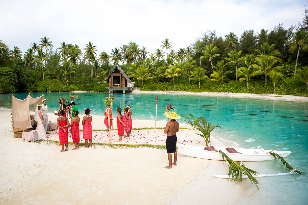 bora bora wedding photographer damien gobron