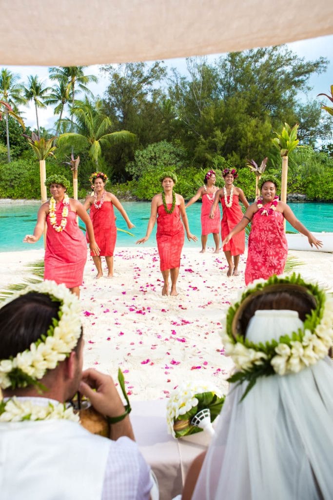 bora bora wedding photographer damien gobron