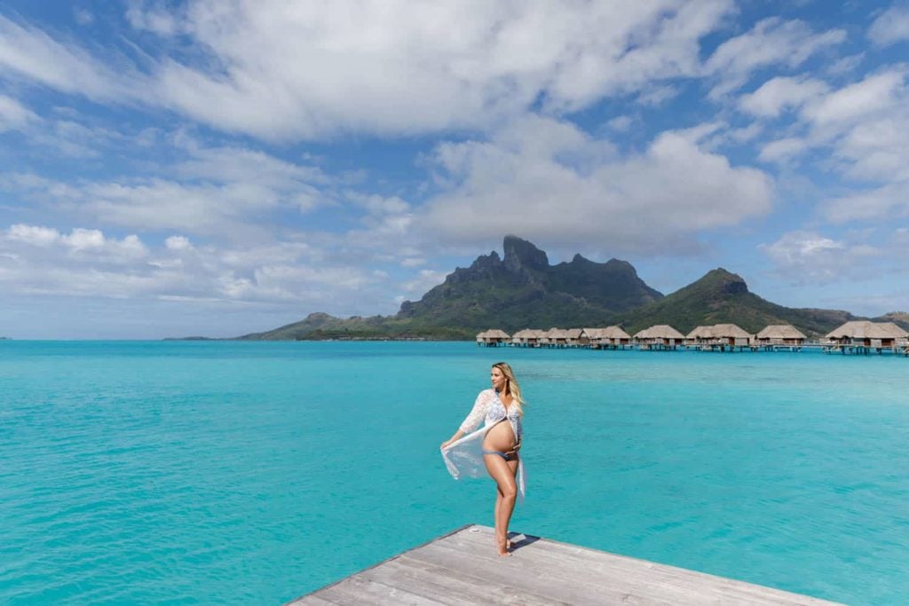 maternity photography Bora Bora