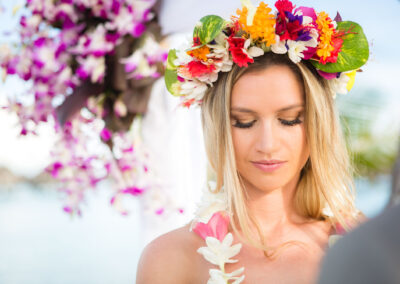 photo d'une mariée durant la cérémonie