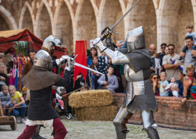 trobades médiévales perpignan - combat chevalier des chiens de saint-martin